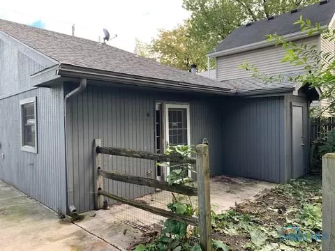115 E Harbor View Dr, Harbor View, OH 43434 photo 4