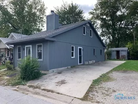115 E Harbor View Dr, Harbor View, OH 43434 photo 2