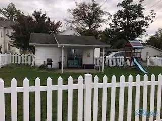 927 E 2nd St, Ottawa, OH 45875 photo 5