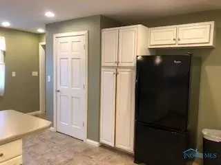 927 E 2nd St, Ottawa, OH 45875 photo 8