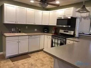 927 E 2nd St, Ottawa, OH 45875 photo 7