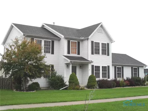 5676 Bermuda Dr, Walbridge, OH 43465 photo 2