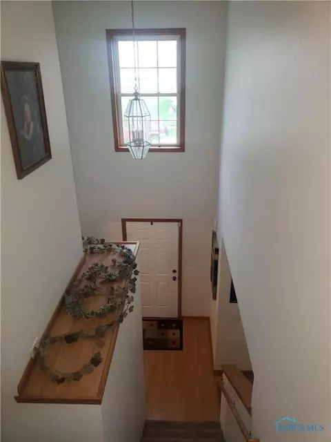 5676 Bermuda Dr, Walbridge, OH 43465 photo 9