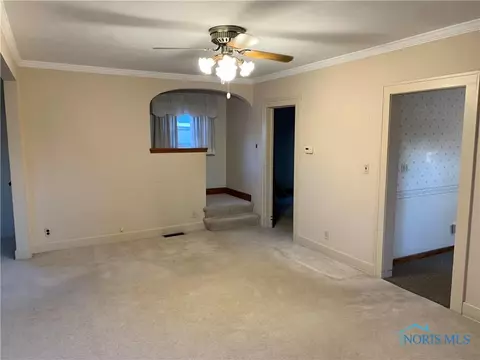 326 E Maple St, Deshler, OH 43516 photo 8