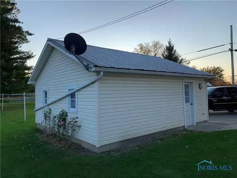 326 E Maple St, Deshler, OH 43516 photo 22