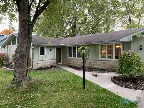 209 Lakeview Dr, Bryan, OH 43506 photo 2