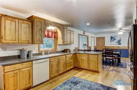511 County Road 45, Bradner, OH 43406 photo 14