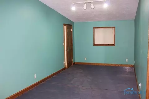 205 N Main St, Edon, OH 43518 photo 9