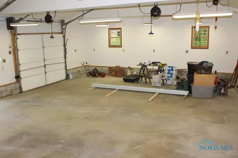 205 N Main St, Edon, OH 43518 photo 12