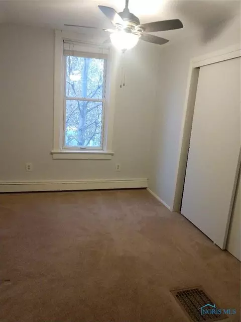 332 E John St, Maumee, OH 43537 photo 16