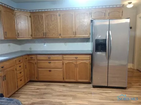 332 E John St, Maumee, OH 43537 photo 5