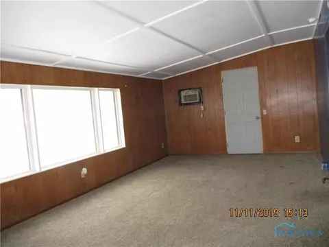 106 Short St, West Unity, OH 43570 photo 8