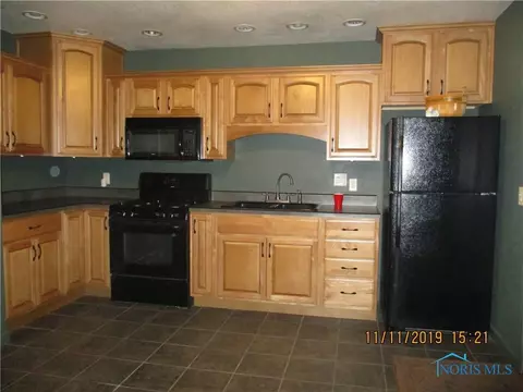 106 Short St, West Unity, OH 43570 photo 10