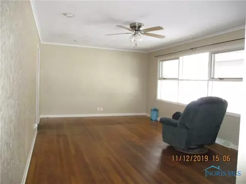 106 Short St, West Unity, OH 43570 photo 5