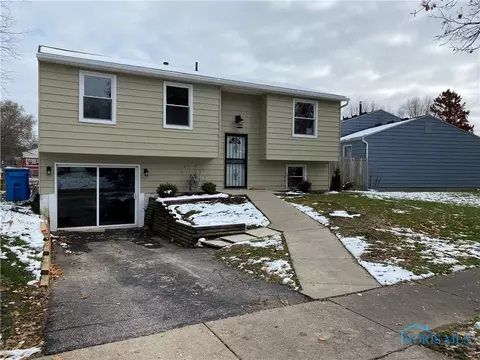 406 Heathshire Dr, Toledo, OH 43607 photo 2