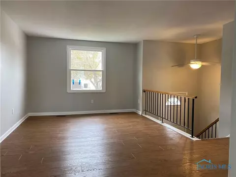 406 Heathshire Dr, Toledo, OH 43607 photo 10