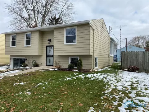 406 Heathshire Dr, Toledo, OH 43607 photo 3