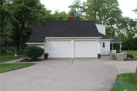 237 Hawthorn Dr, Archbold, OH 43502 photo 4