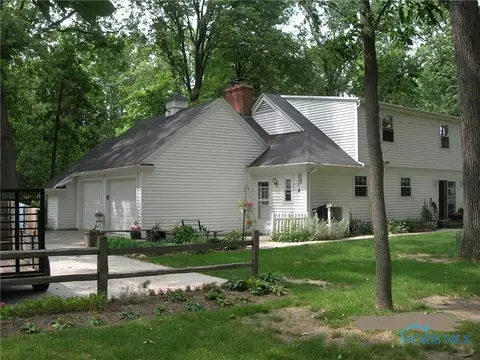 237 Hawthorn Dr, Archbold, OH 43502 photo 3