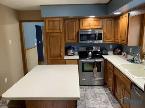 108 Shaffer Blvd, Bryan, OH 43506 photo 9