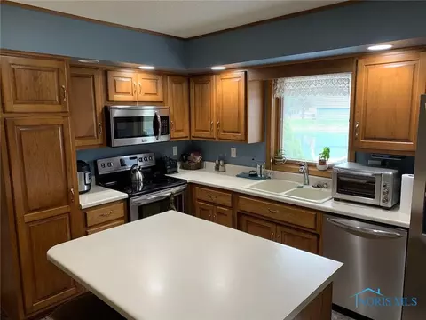 108 Shaffer Blvd, Bryan, OH 43506 photo 6