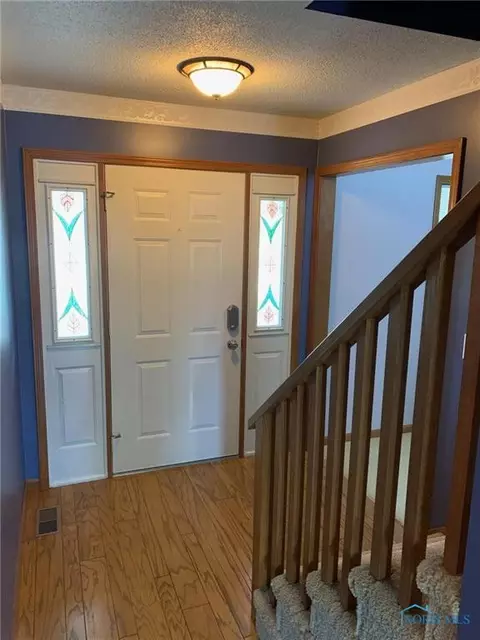 108 Shaffer Blvd, Bryan, OH 43506 photo 3
