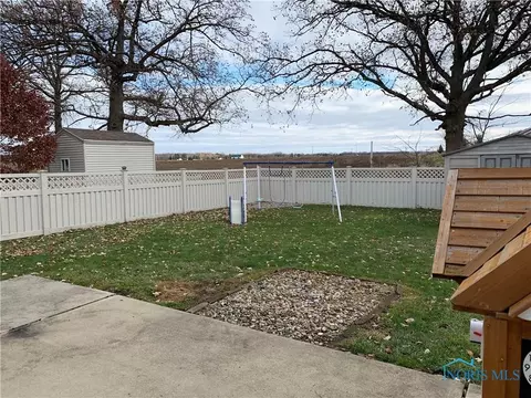 219 Gary Dr, Bryan, OH 43506 photo 18