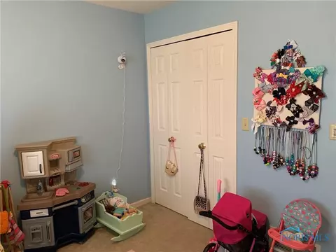 219 Gary Dr, Bryan, OH 43506 photo 7
