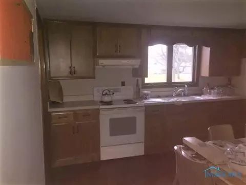 9042 County Road D, Bryan, OH 43506 photo 4