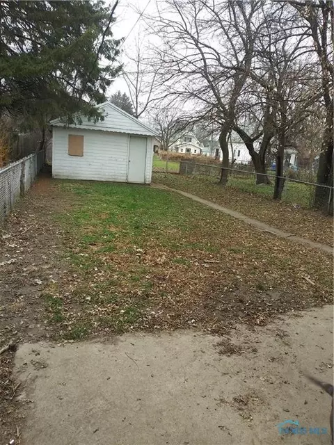 543 Everett St, Toledo, OH 43608 photo 9