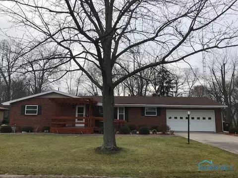 47 Deville Dr, Defiance, OH 43512 photo 1