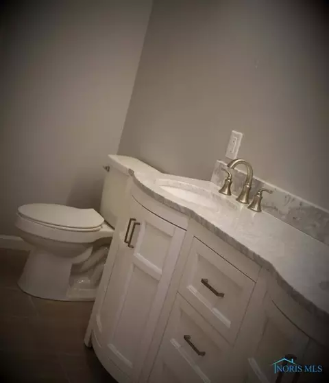 12 Cascade Ln, Delta, OH 43515 photo 3