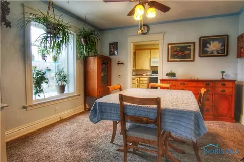 226 E William St, Maumee, OH 43537 photo 8