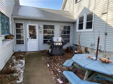 226 E William St, Maumee, OH 43537 photo 32