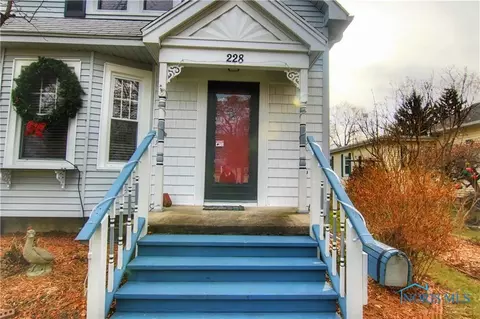 226 E William St, Maumee, OH 43537 photo 3