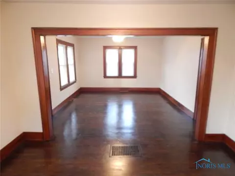 135 Beaver St, Mcclure, OH 43534 photo 4