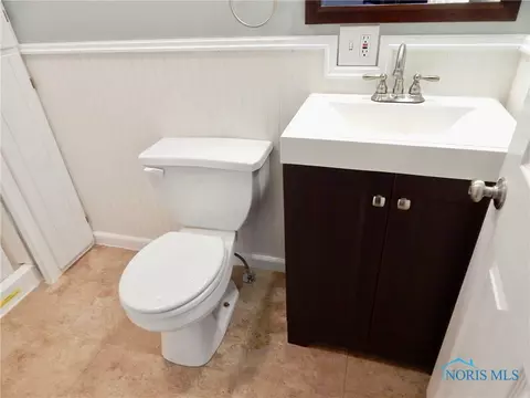 135 Beaver St, Mcclure, OH 43534 photo 12