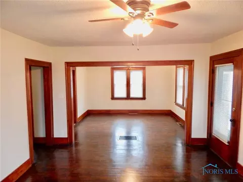 135 Beaver St, Mcclure, OH 43534 photo 1