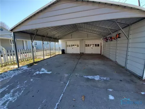 207 Monroe St, Delta, OH 43515 photo 7