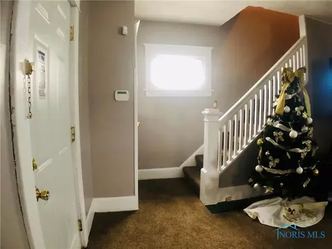 909 Evesham Ave, Toledo, OH 43607 photo 6