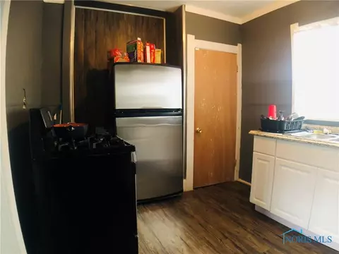 909 Evesham Ave, Toledo, OH 43607 photo 11