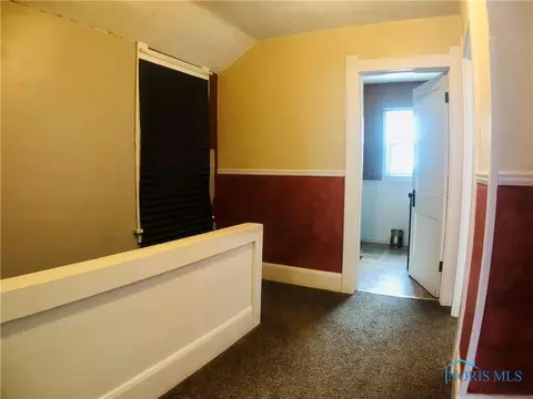 909 Evesham Ave, Toledo, OH 43607 photo 14