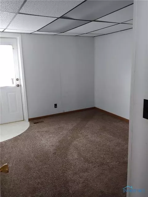 110 S High St, West Unity, OH 43570 photo 8