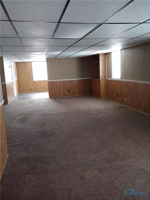 110 S High St, West Unity, OH 43570 photo 6