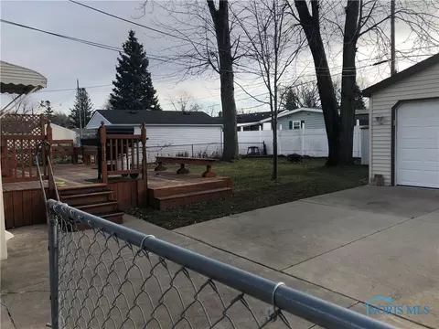 1366 Junior Dr, Maumee, OH 43537 photo 13