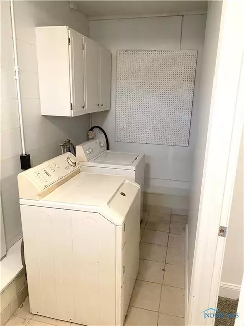 307 Jackson St, Delta, OH 43515 photo 3