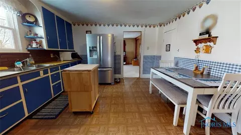 524 Ash St, Willard, OH 44890 photo 9