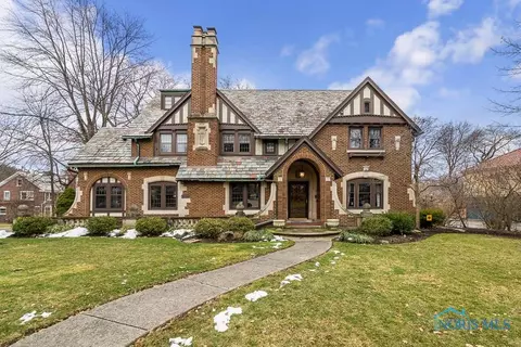 2128 Richmond Rd, Toledo, OH 43607 photo 1