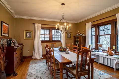 2128 Richmond Rd, Toledo, OH 43607 photo 13