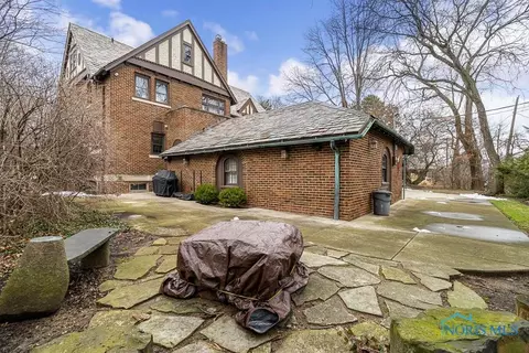 2128 Richmond Rd, Toledo, OH 43607 photo 35
